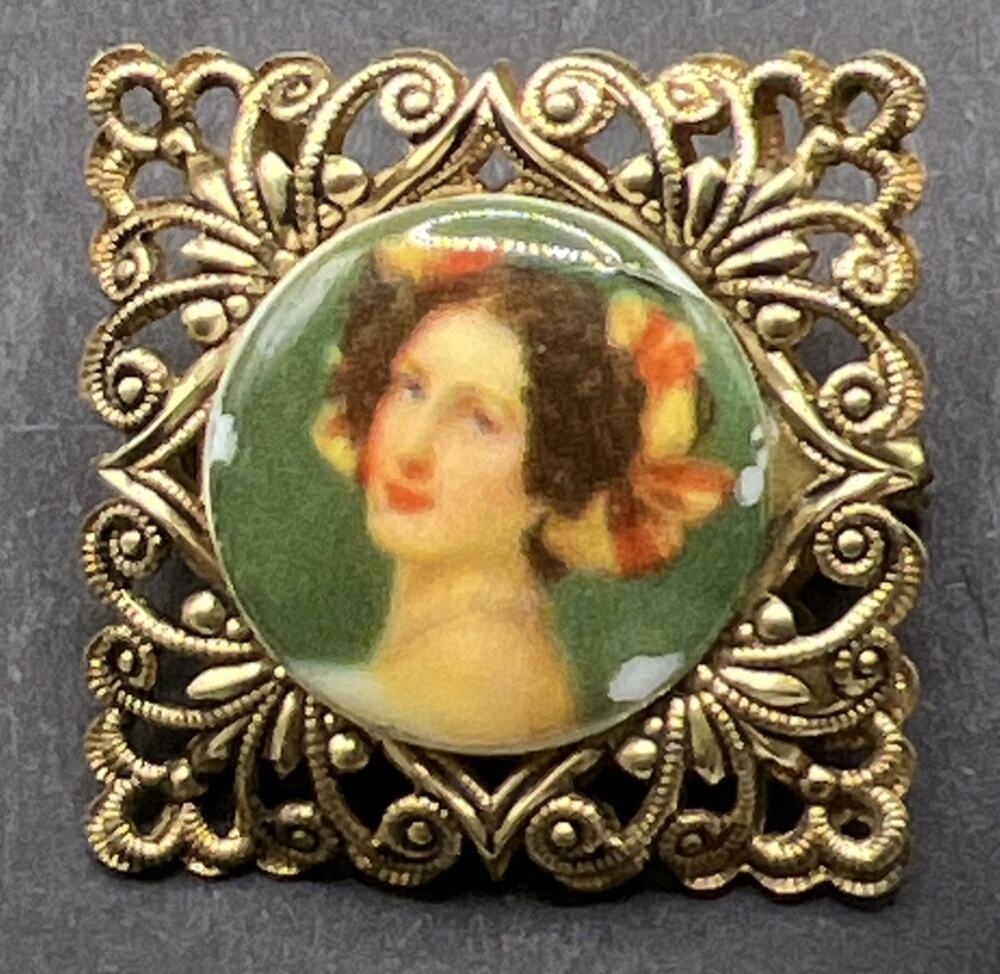 Vintage Victorian Revival Cameo Brooch Pin Portrait Ornate Filigree WEST GERMANY